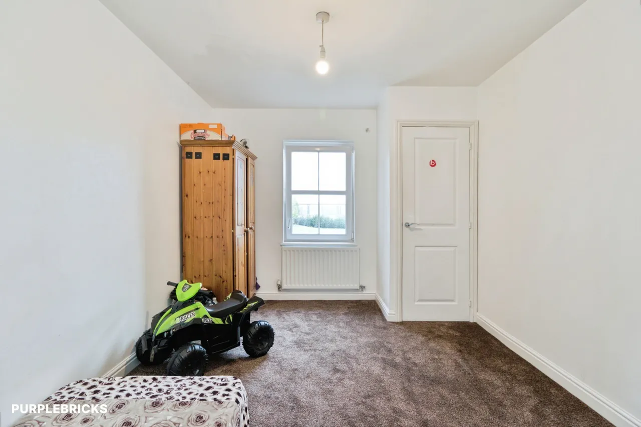 Rainbow Road, Erith, DA8, photo 15