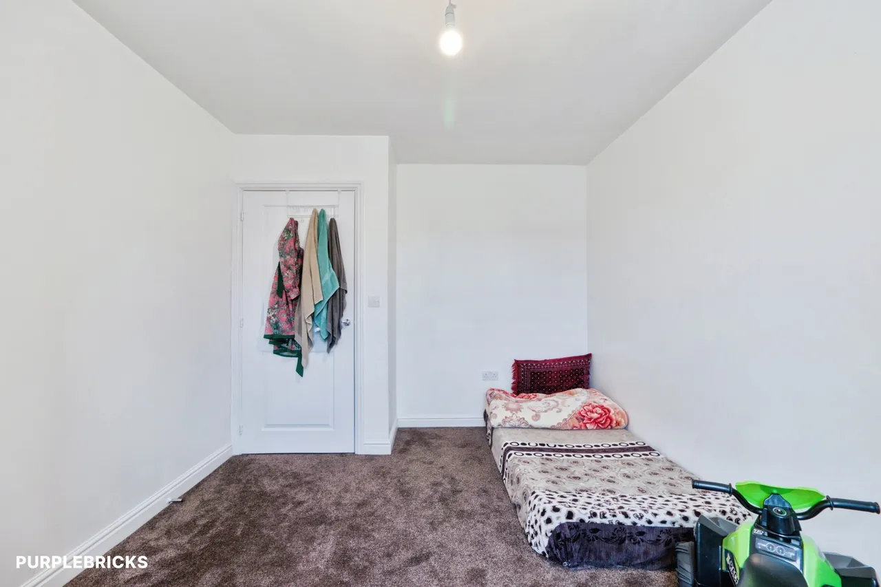 Rainbow Road, Erith, DA8, photo 16