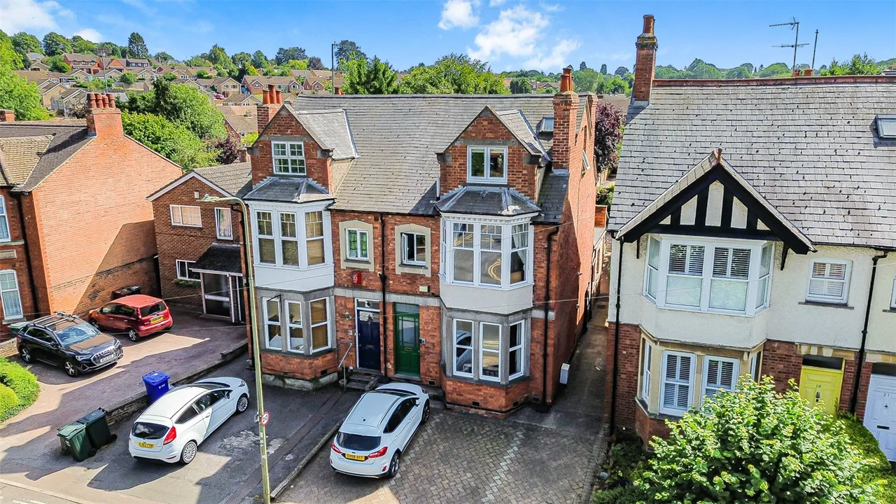 5 bed house for sale, Broughton Road, Banbury, OX16