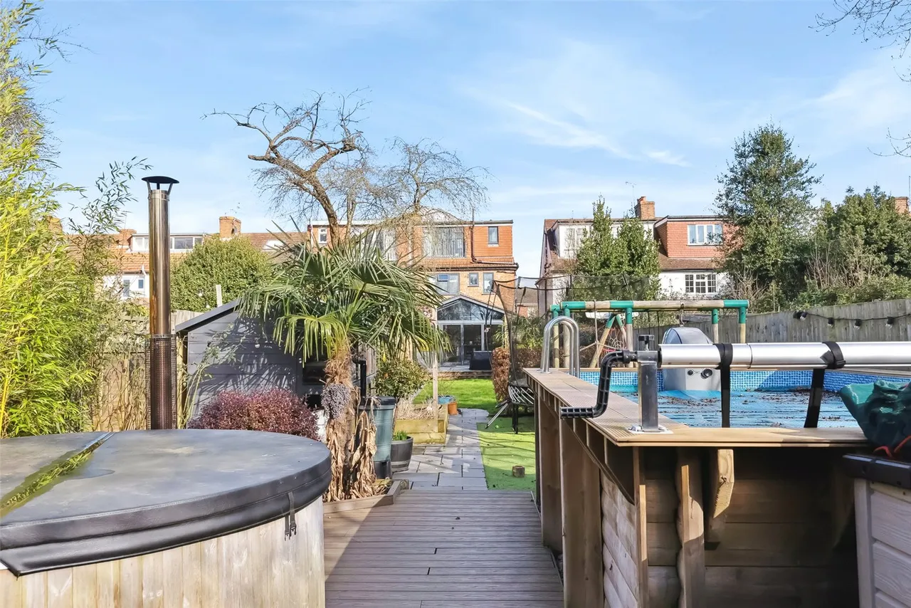 Fifth Cross Road, Twickenham, TW2 5LJ, photo 12