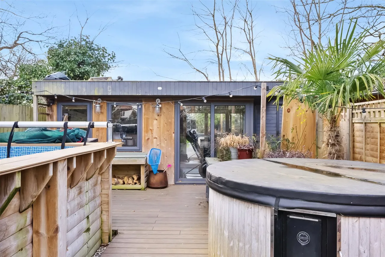 Fifth Cross Road, Twickenham, TW2 5LJ, photo 11