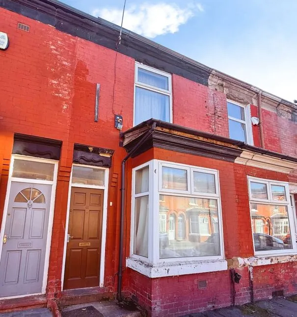 2 bed house for sale — Parkfield Avenue, Manchester, Greater Manchester, M14