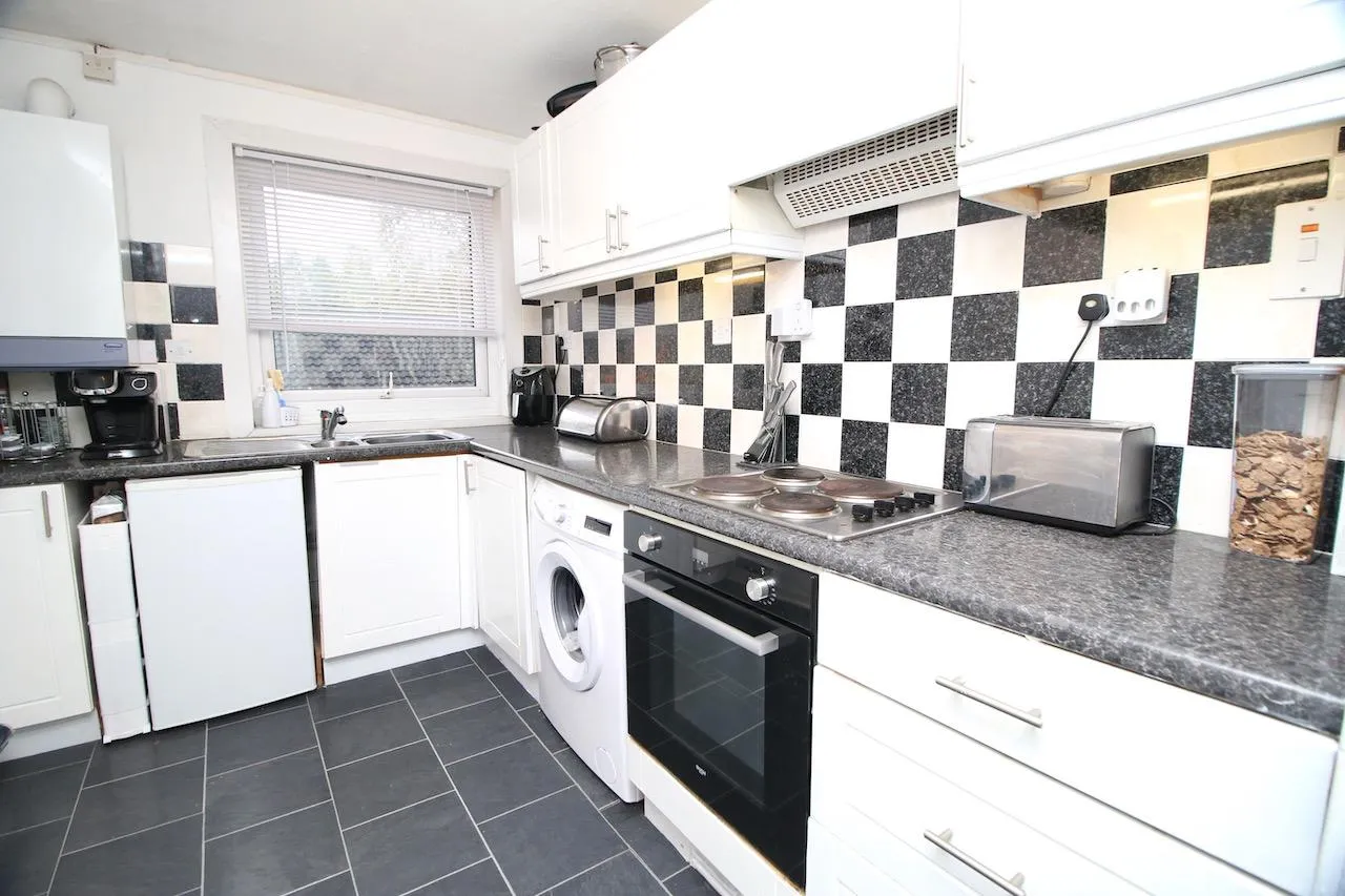 Cedar Road, Cumbernauld, G67 3AR, photo 2