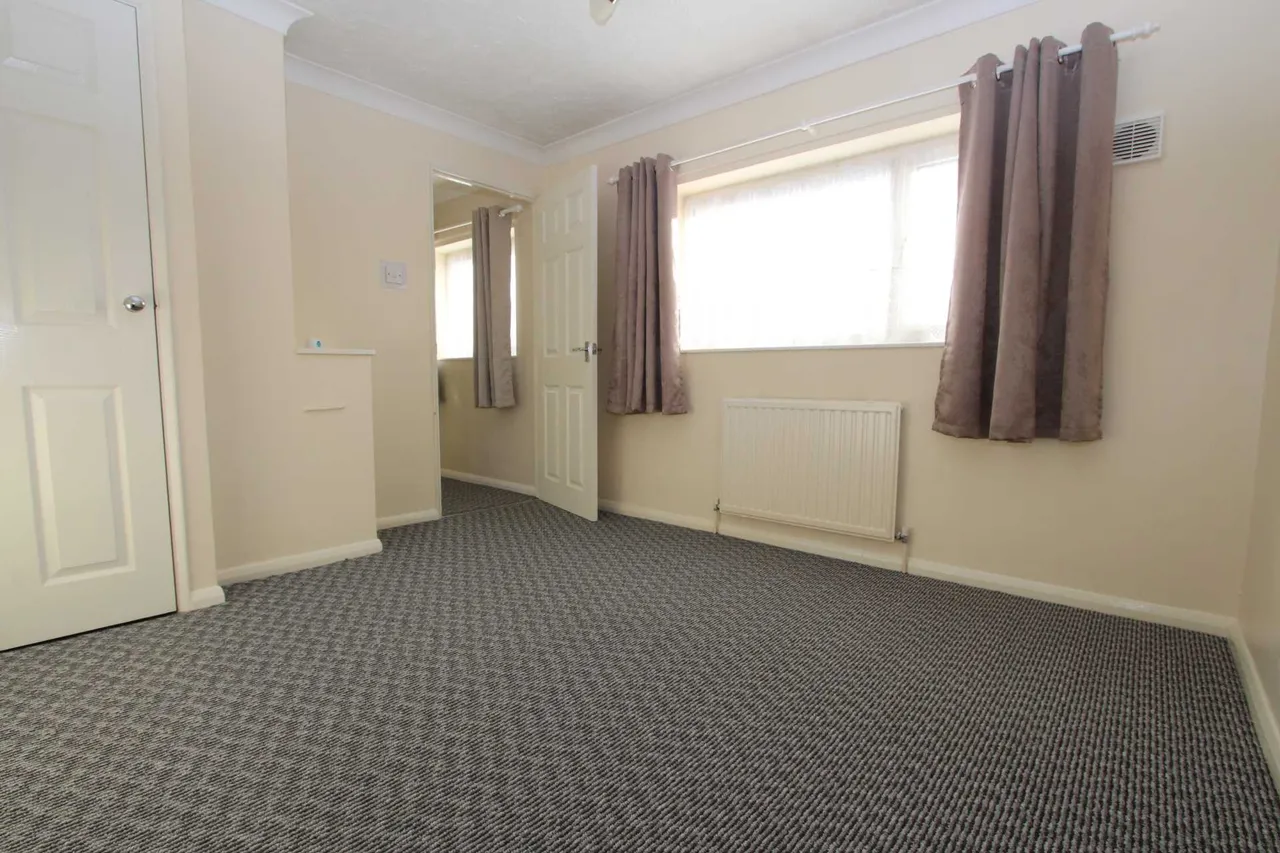 Cross Green, Basildon, SS16 5QW, photo 6