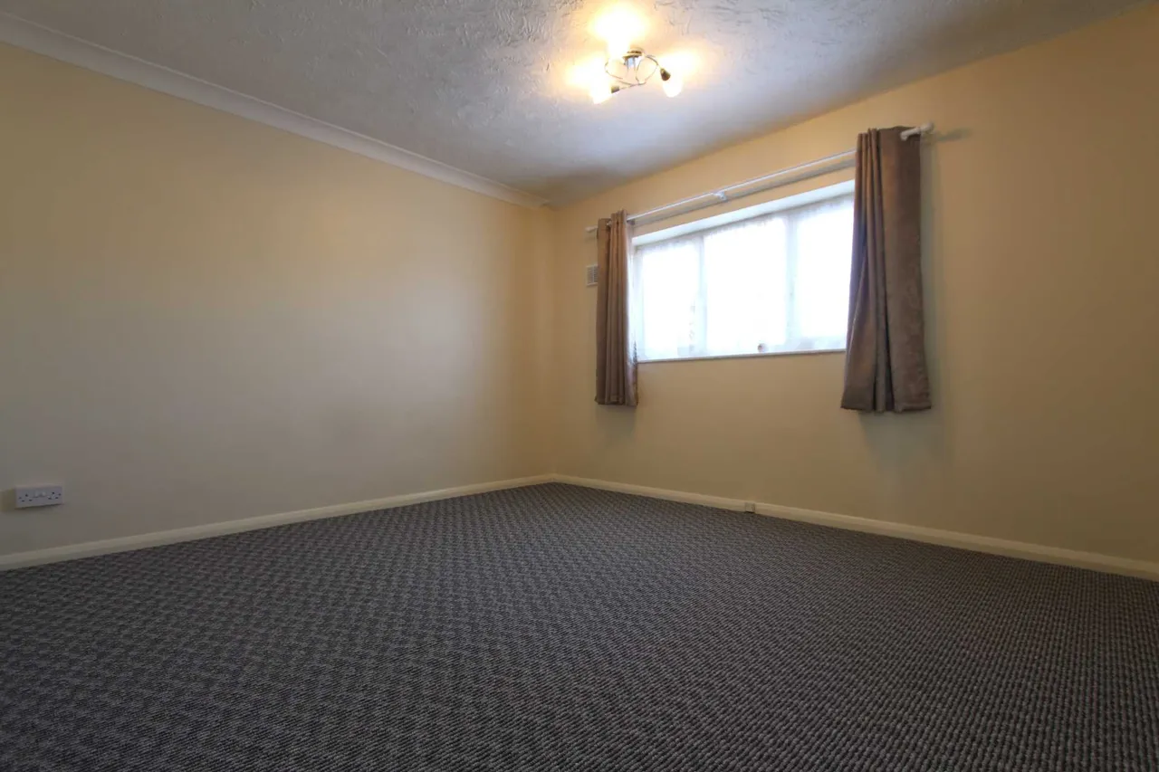 Cross Green, Basildon, SS16 5QW, photo 5