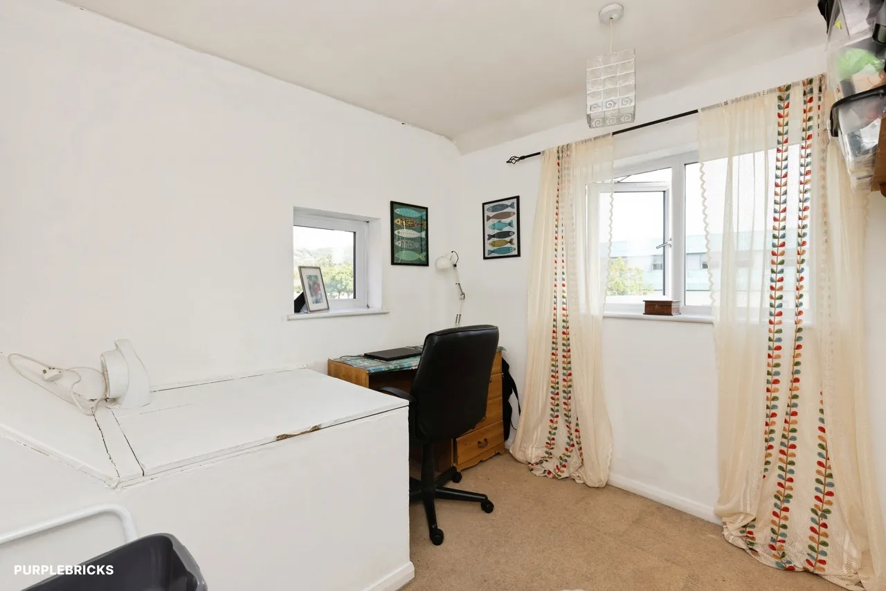 Two Hedges Road, Cheltenham, GL52, photo 16