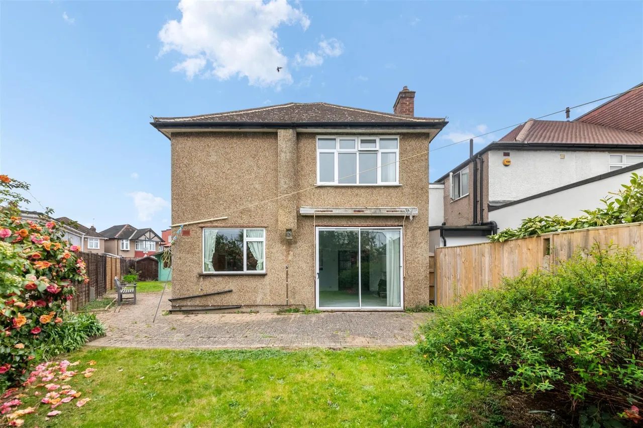 Ryecroft Avenue, Twickenham, photo 13