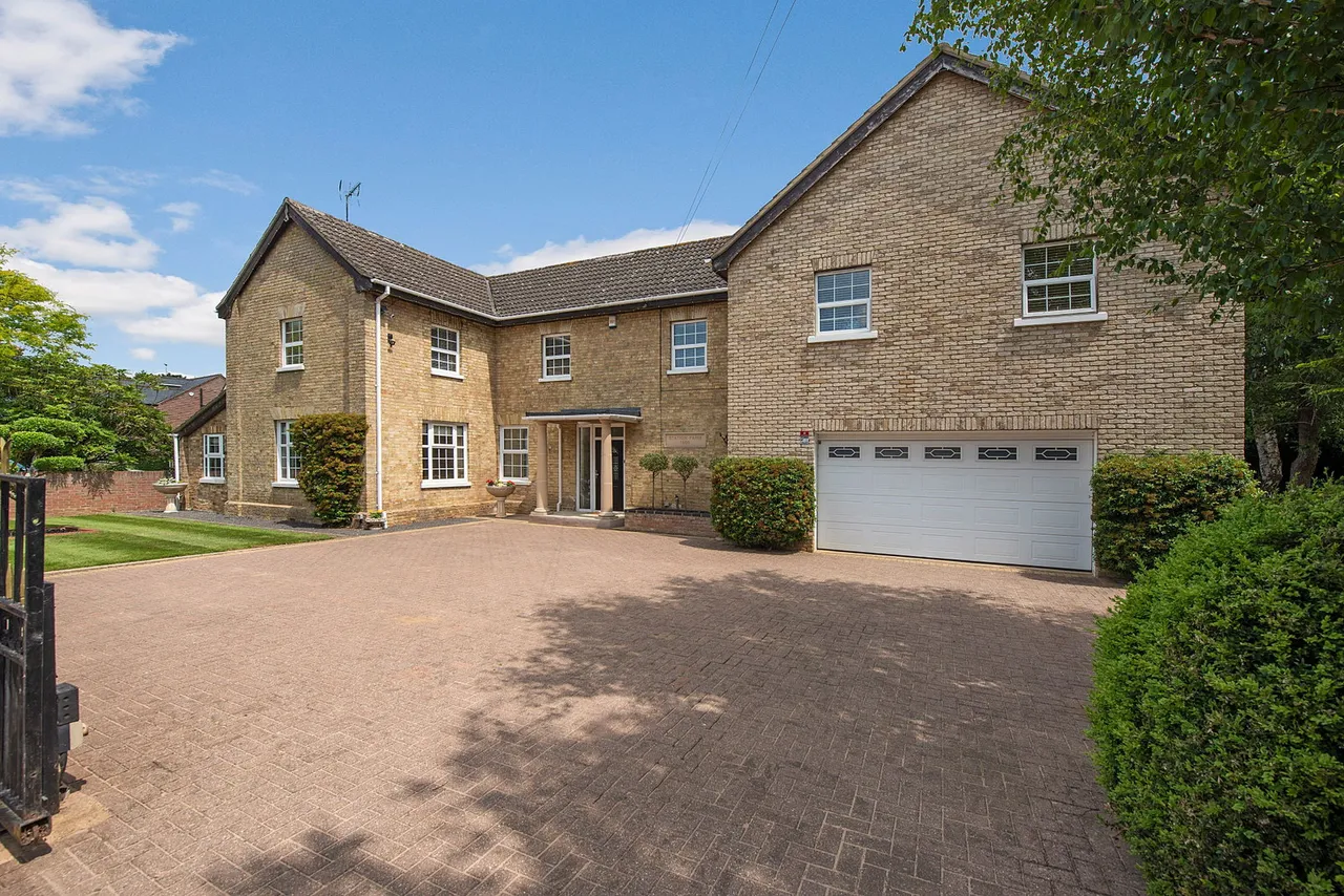 5 bed house for sale, Station Farm, Wisbech St. Mary SAT NAV, PE13