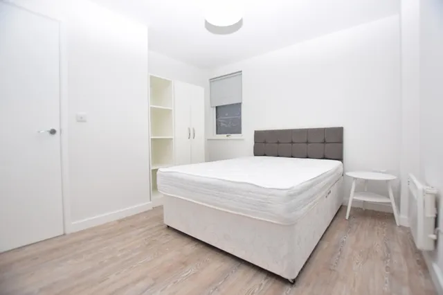 Burton, Dun Works, 25 Acorn Street, Sheffield, S3 8EY, photo 4