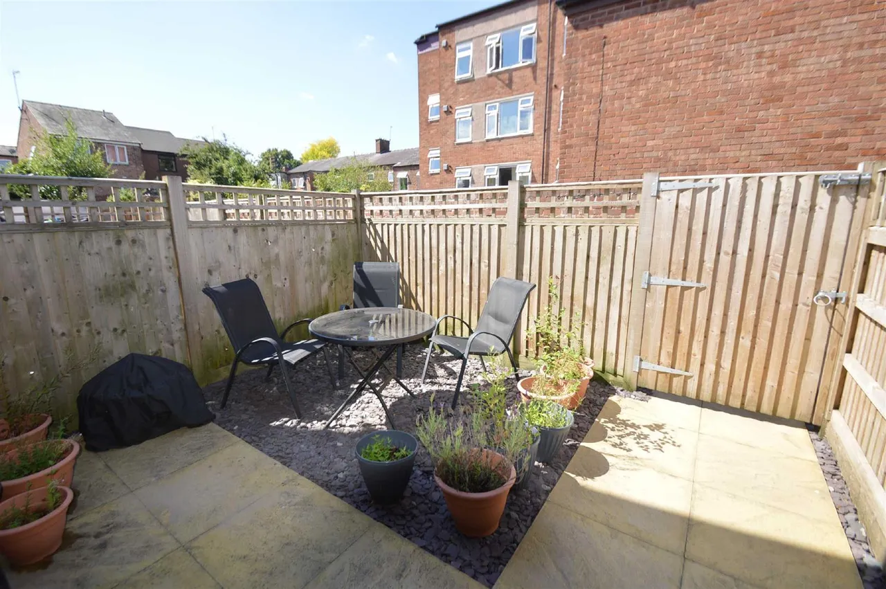 Peel Street, Macclesfield, SK11, photo 12