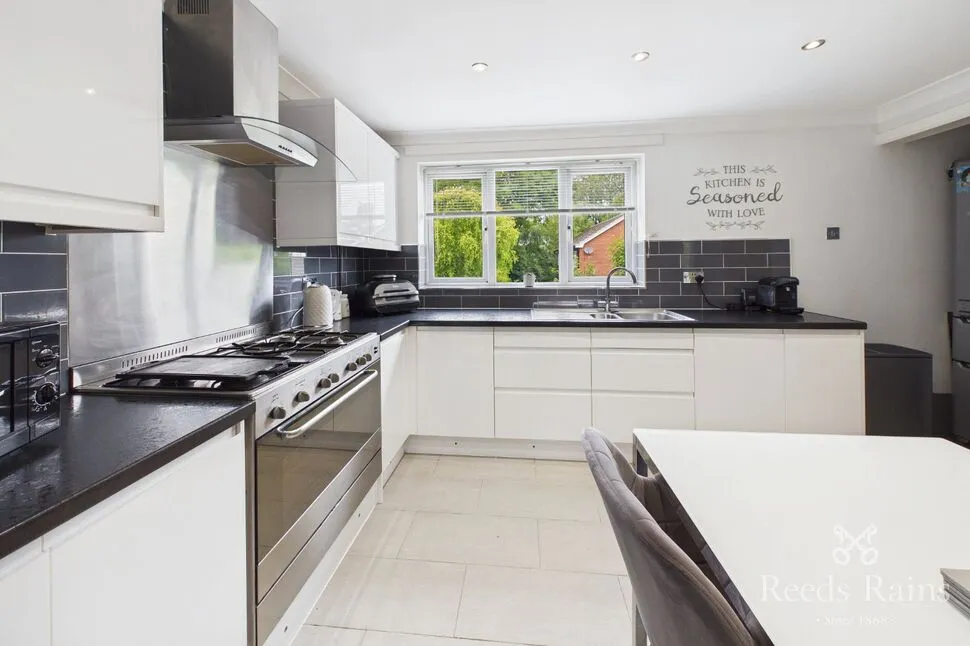 Church Fields Mews, Castleford, West Yorkshire, WF10, photo 3