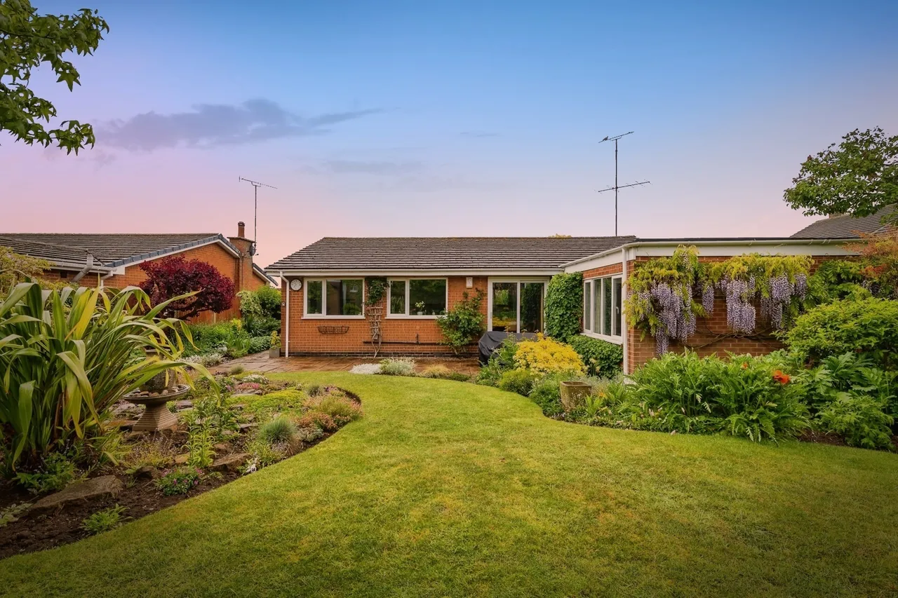 Little Lane, Calverton, NG14, photo 27