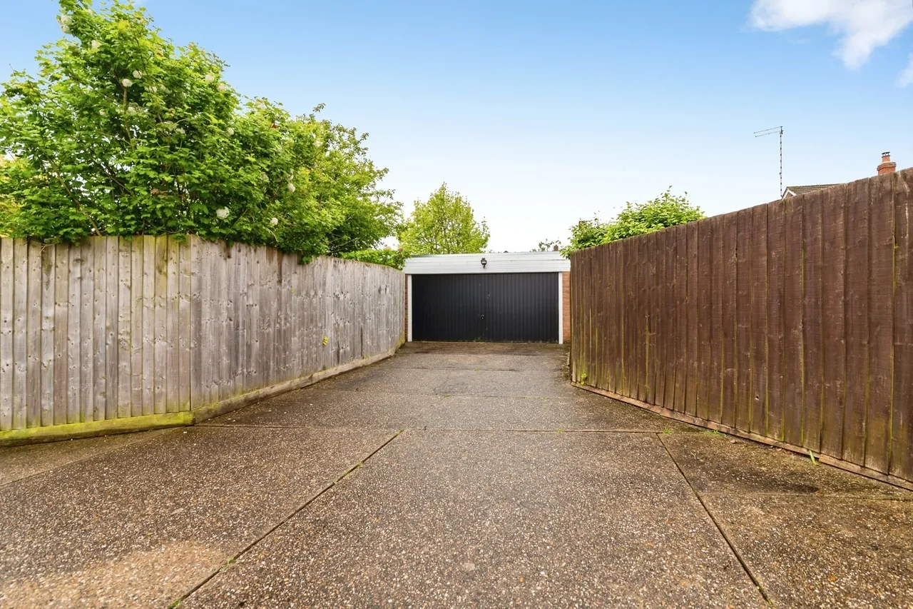 Little Lane, Calverton, NG14, photo 24