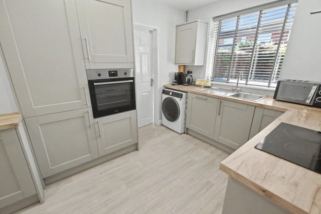 Lenhurst Avenue, Leeds, LS12, photo 3