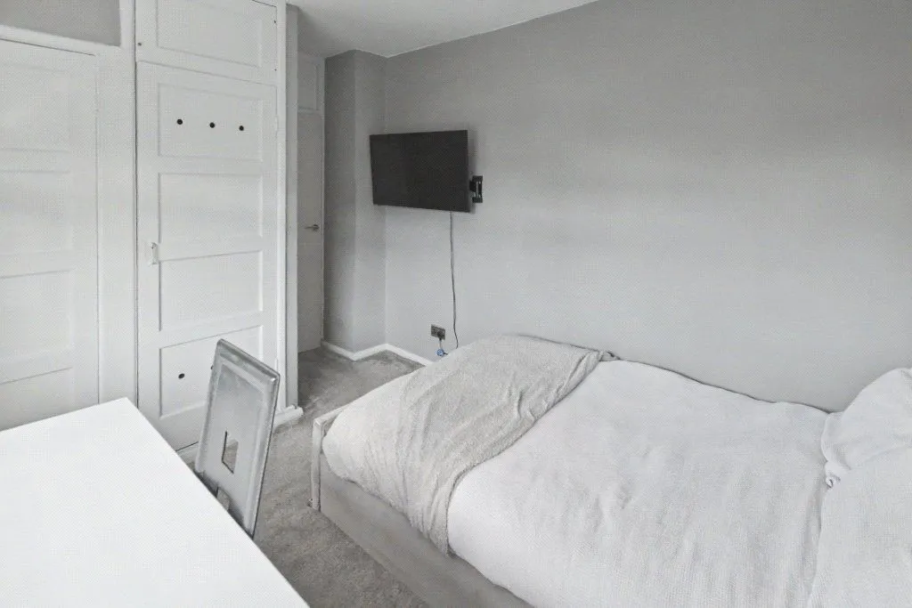 Lenhurst Avenue, Leeds, LS12, photo 15