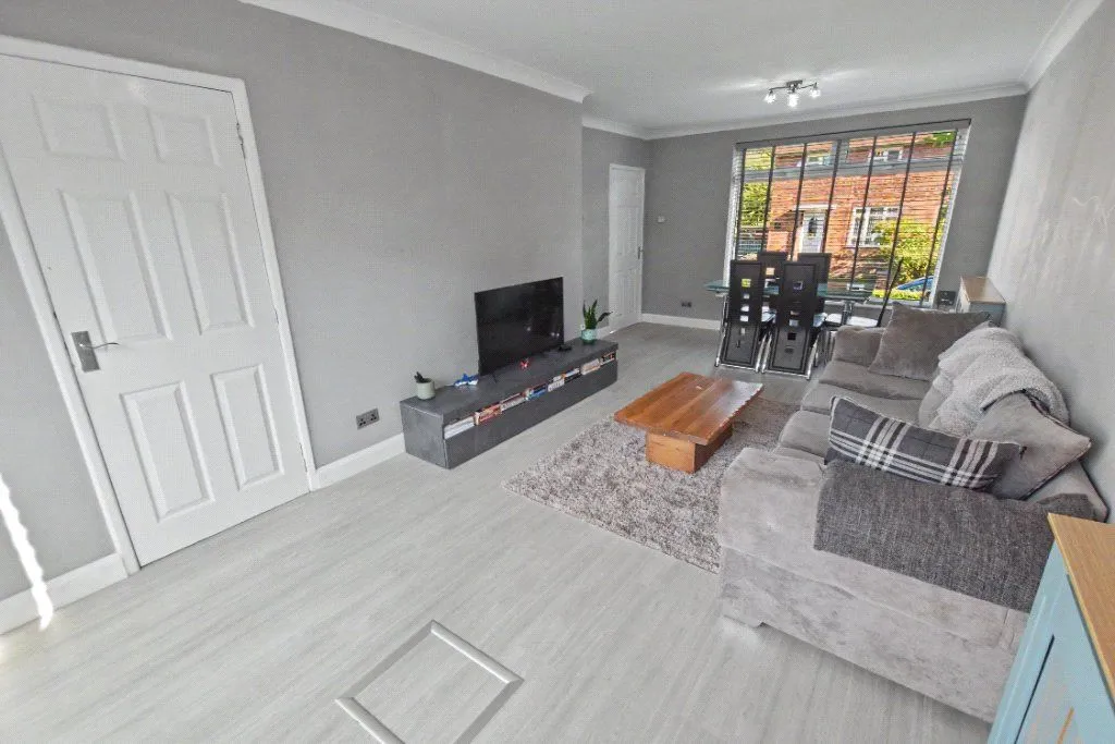 Lenhurst Avenue, Leeds, LS12, photo 4