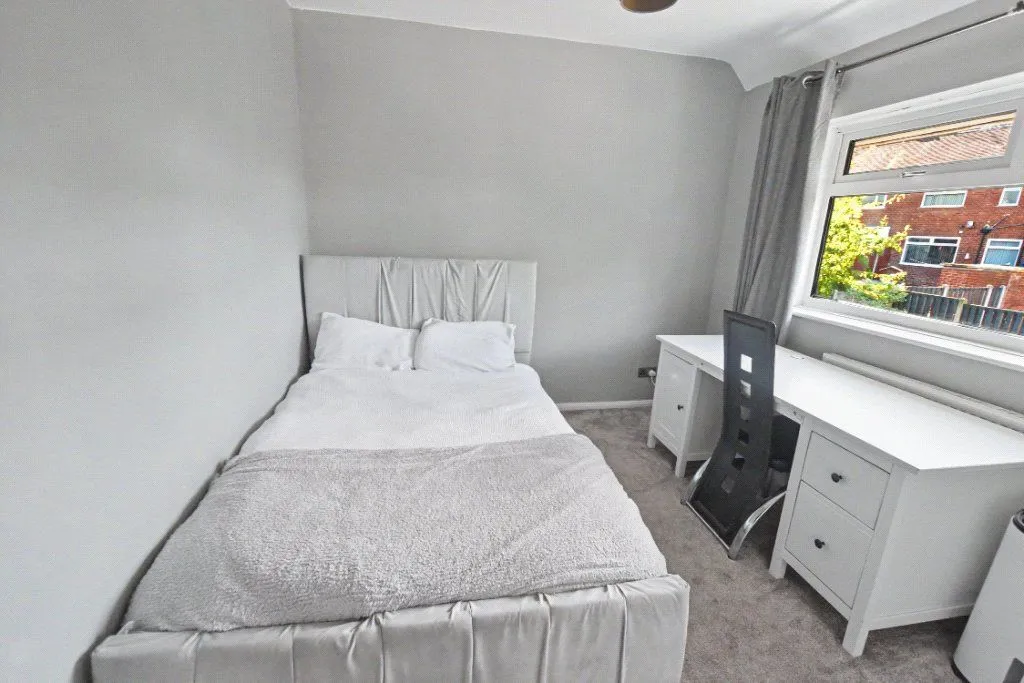 Lenhurst Avenue, Leeds, LS12, photo 7