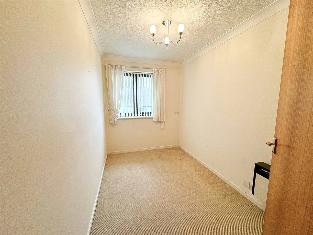 Imperial Avenue, Westcliff-on-Sea, Essex, SS0, photo 4