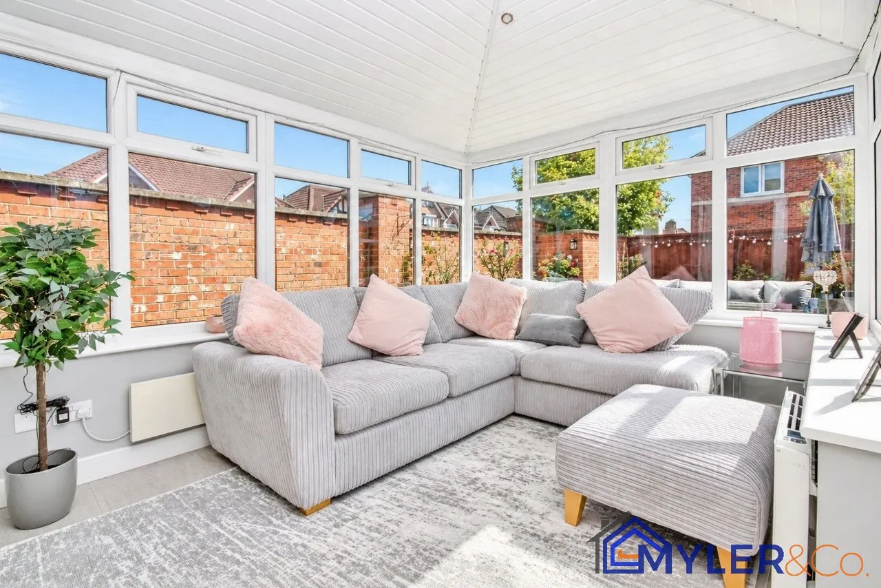 Black Horse Lane, Widnes, photo 11