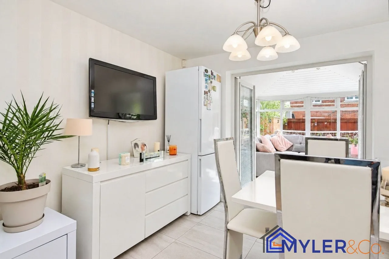 Black Horse Lane, Widnes, photo 6