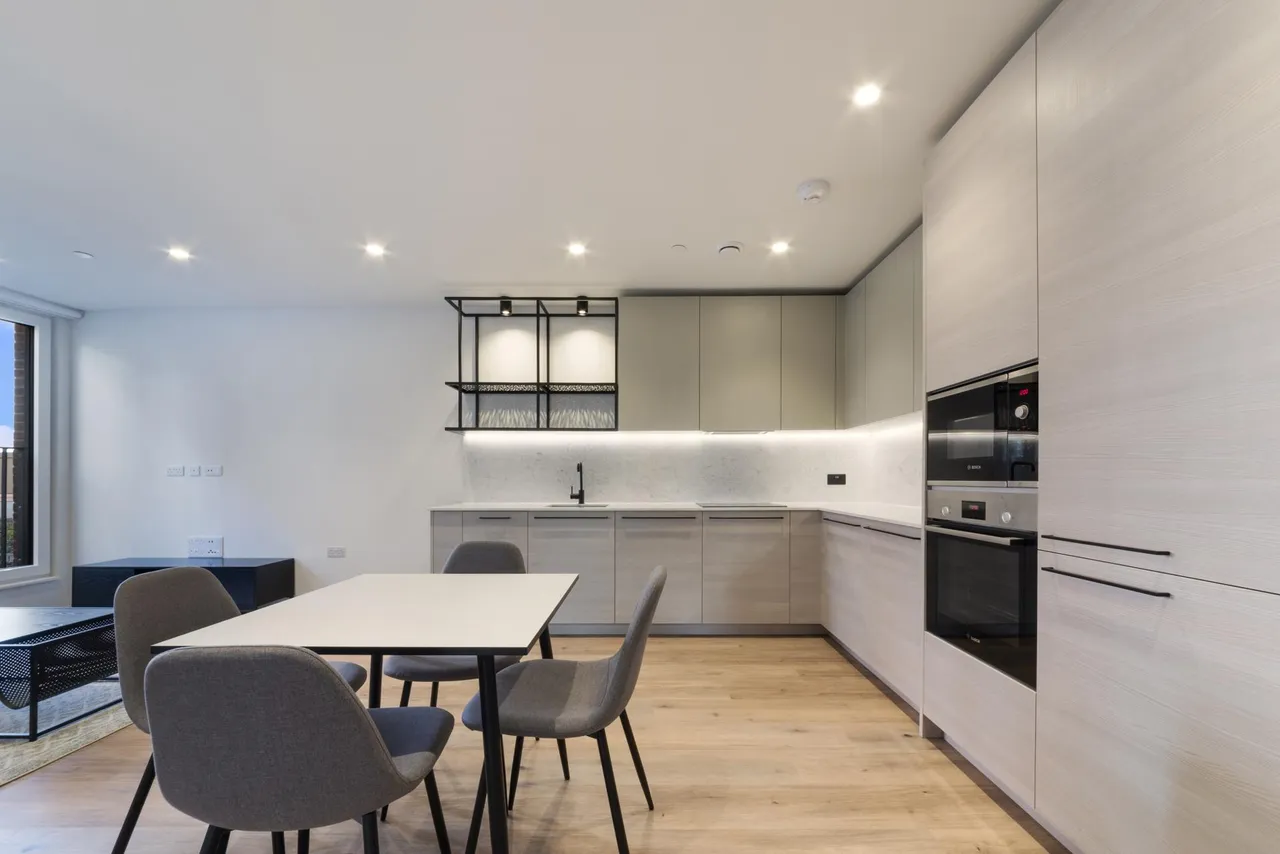 Curlew House, Poplar Riverside, E14, photo 4