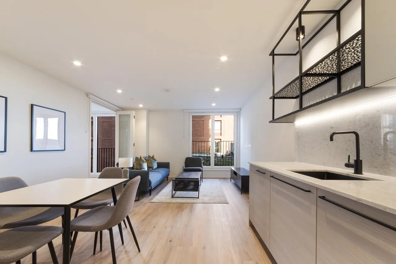 Curlew House, Poplar Riverside, E14, photo 10