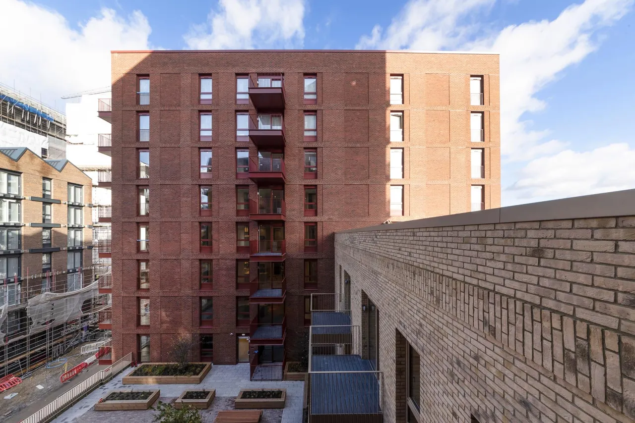 Curlew House, Poplar Riverside, E14, photo 11