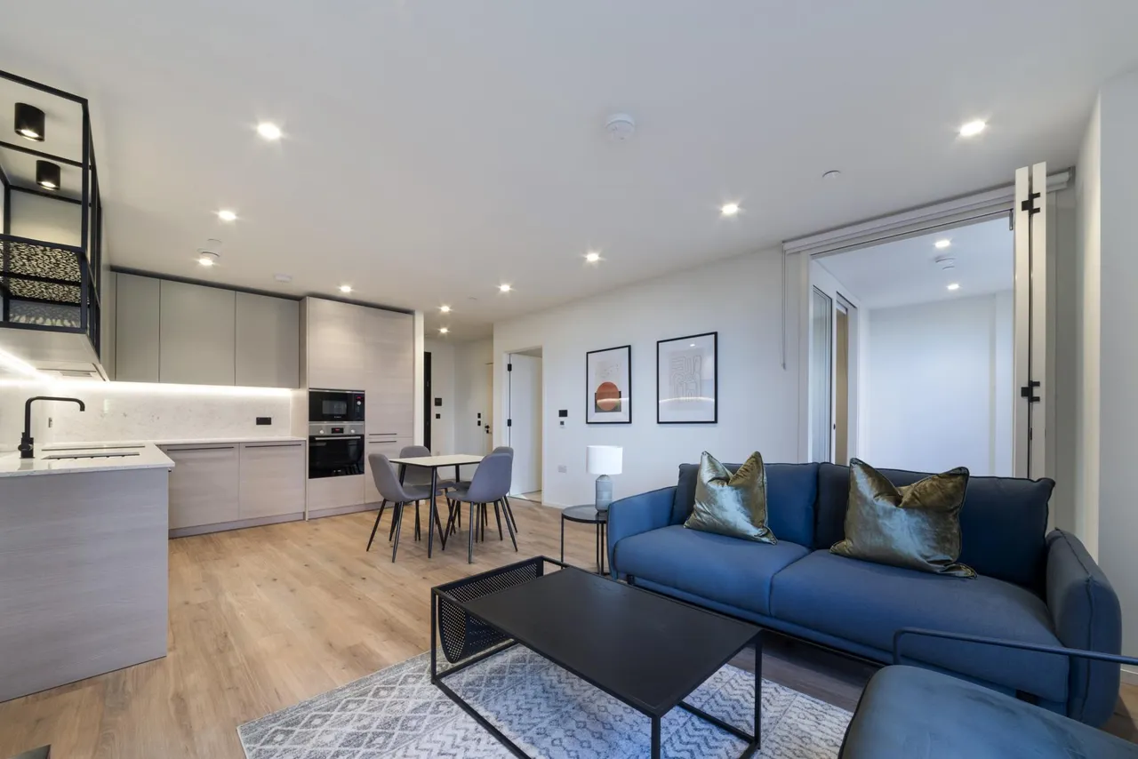 Curlew House, Poplar Riverside, E14, photo 2