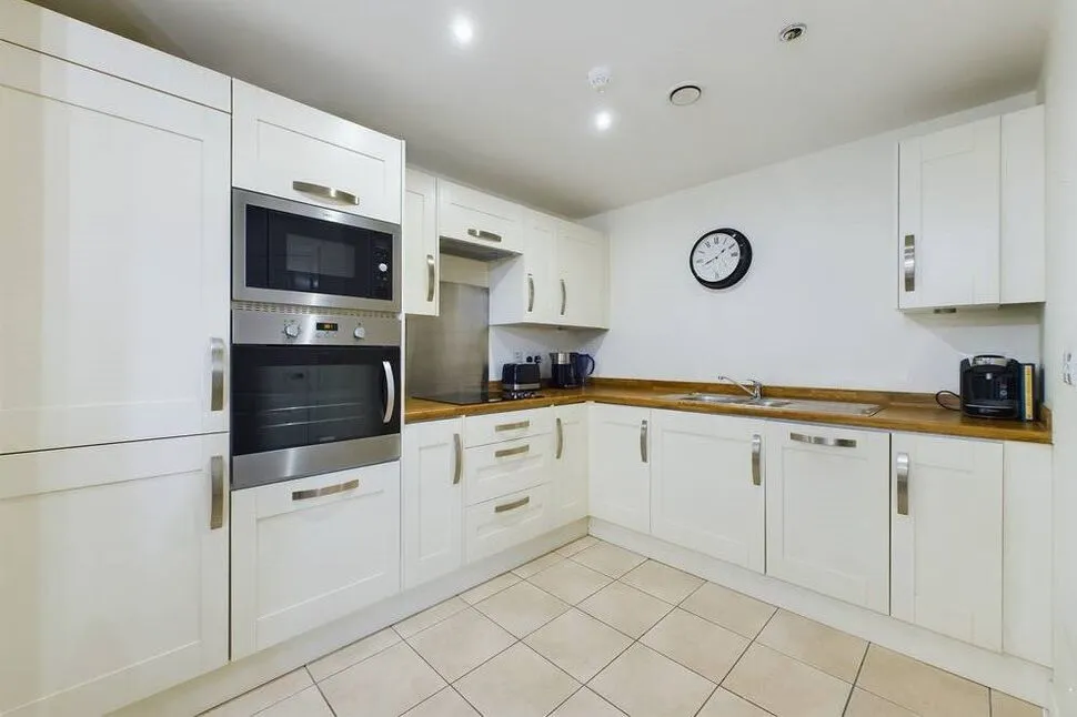 Slade Road, Bristol, BS20, photo 3