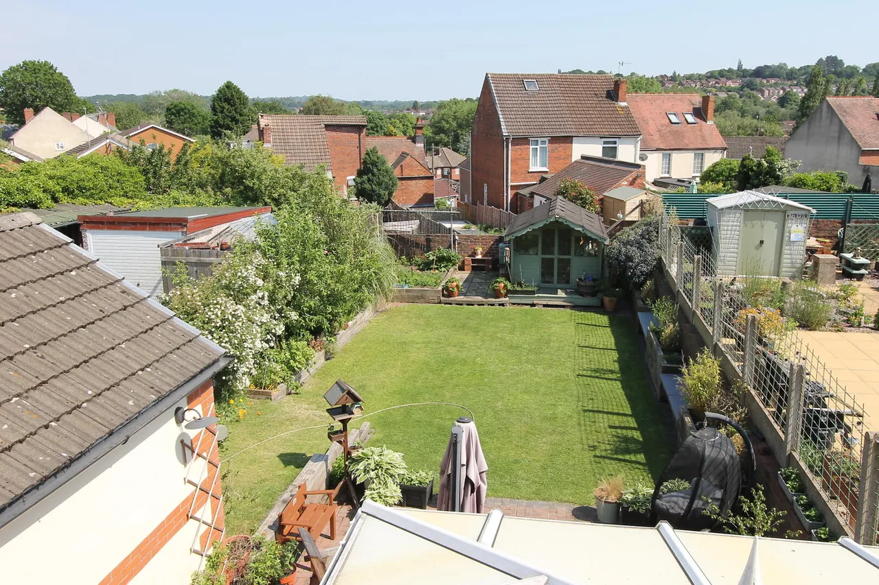 New Street, Quarry Bank, Brierley Hill, photo 31