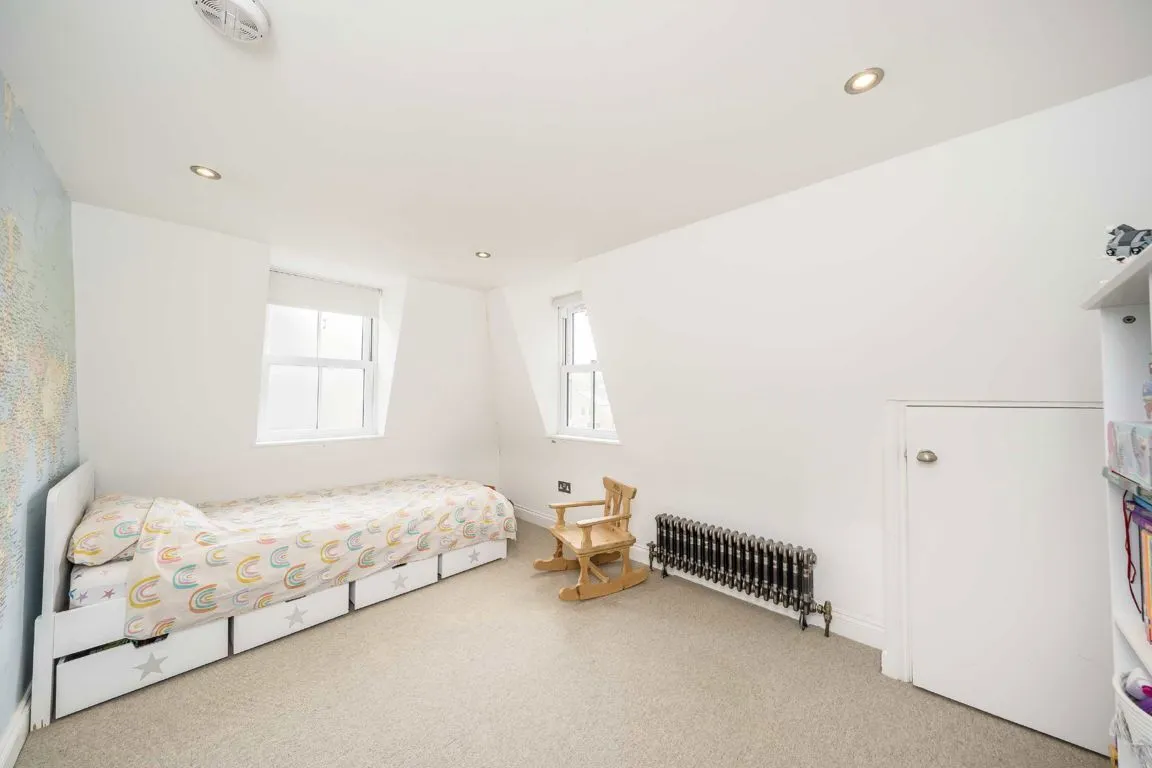 Waldron Road, SW18, photo 6