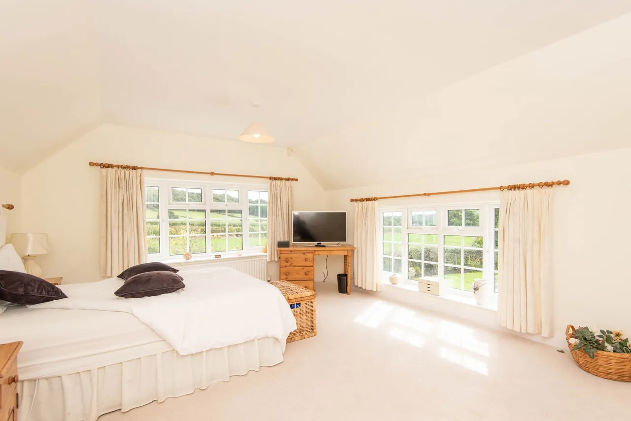 Hardmeadow Lane, Ashover, S45, photo 18