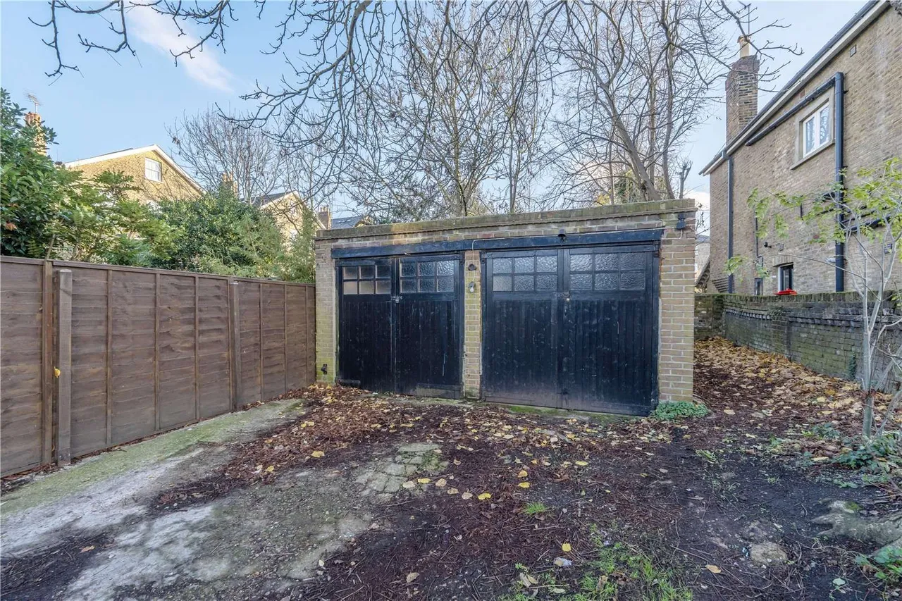 Church Road, Richmond, TW10, photo 11