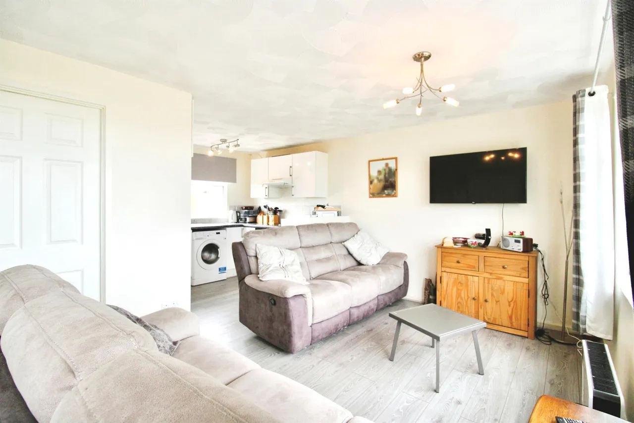 Fort Road, Penarth, CF64, photo 2