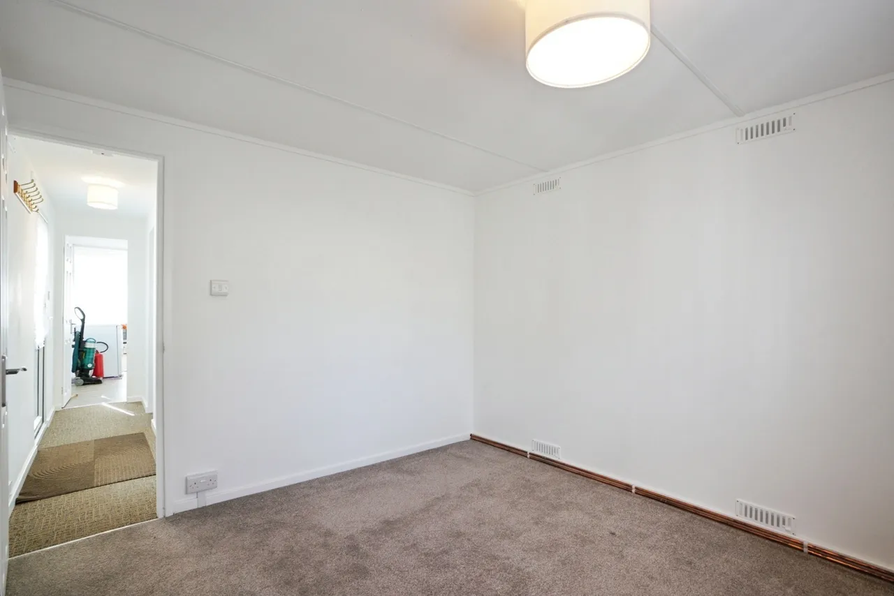 Hazelmere Avenue, Buckler Village, PL25, photo 7
