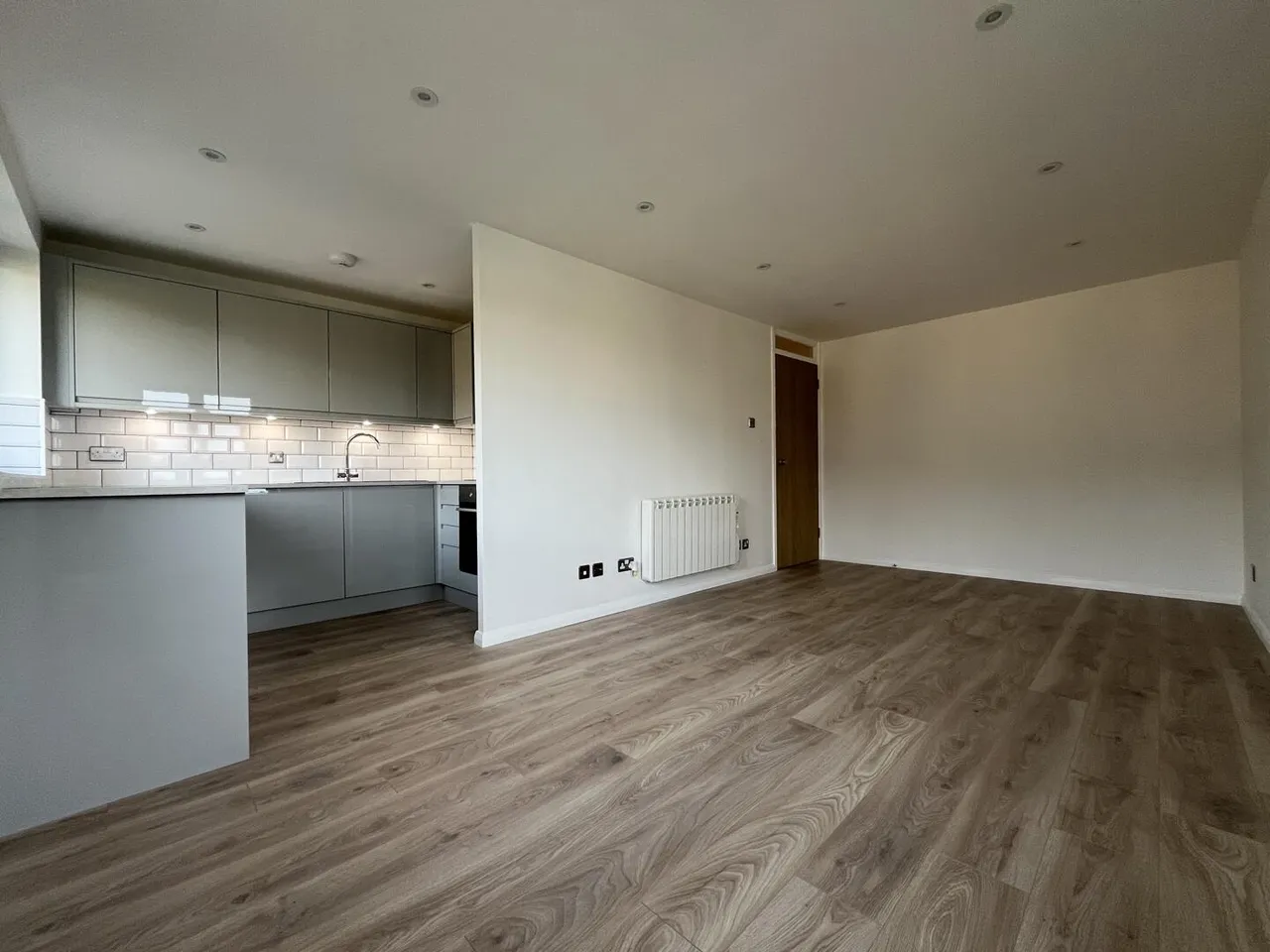 Riverside Close, London, E5, photo 10
