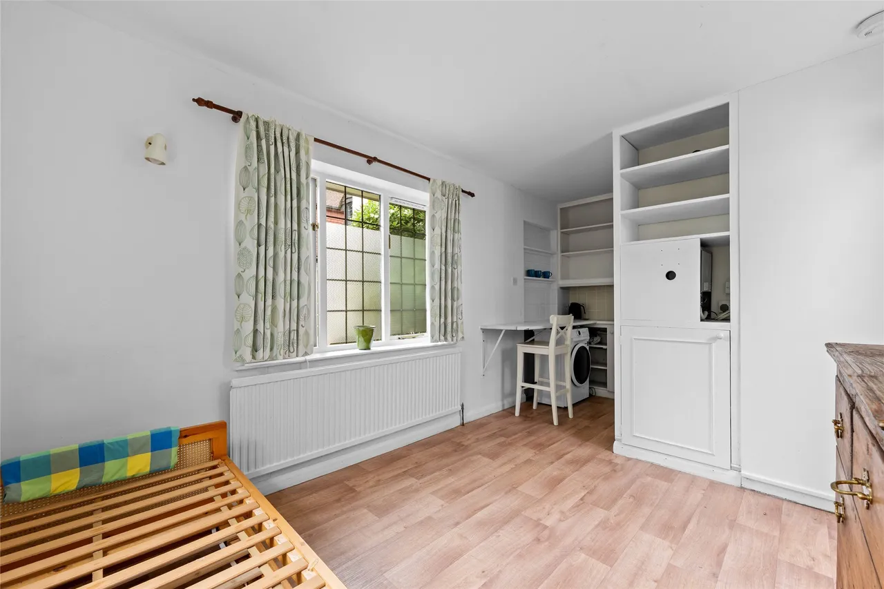 Wheeler Avenue, Oxted, RH8, photo 22
