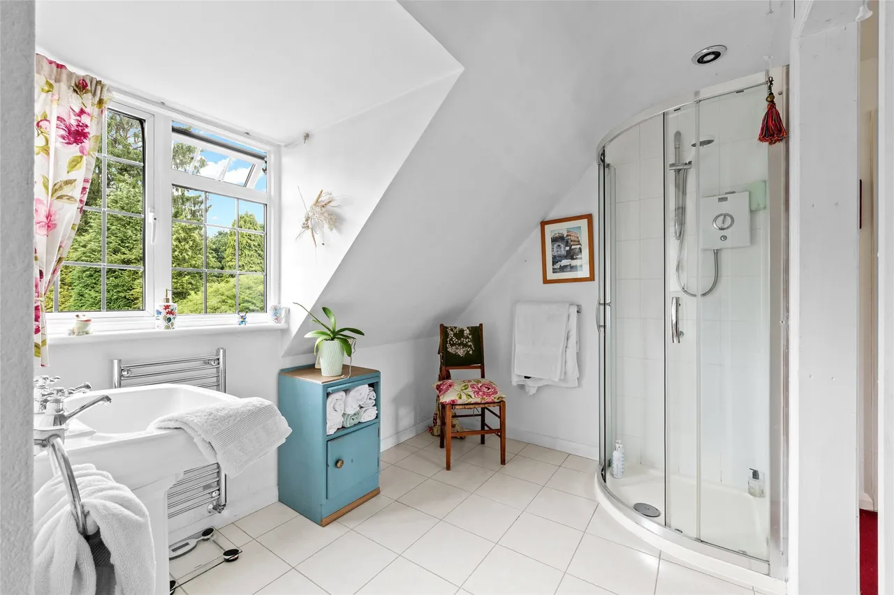Wheeler Avenue, Oxted, RH8, photo 16