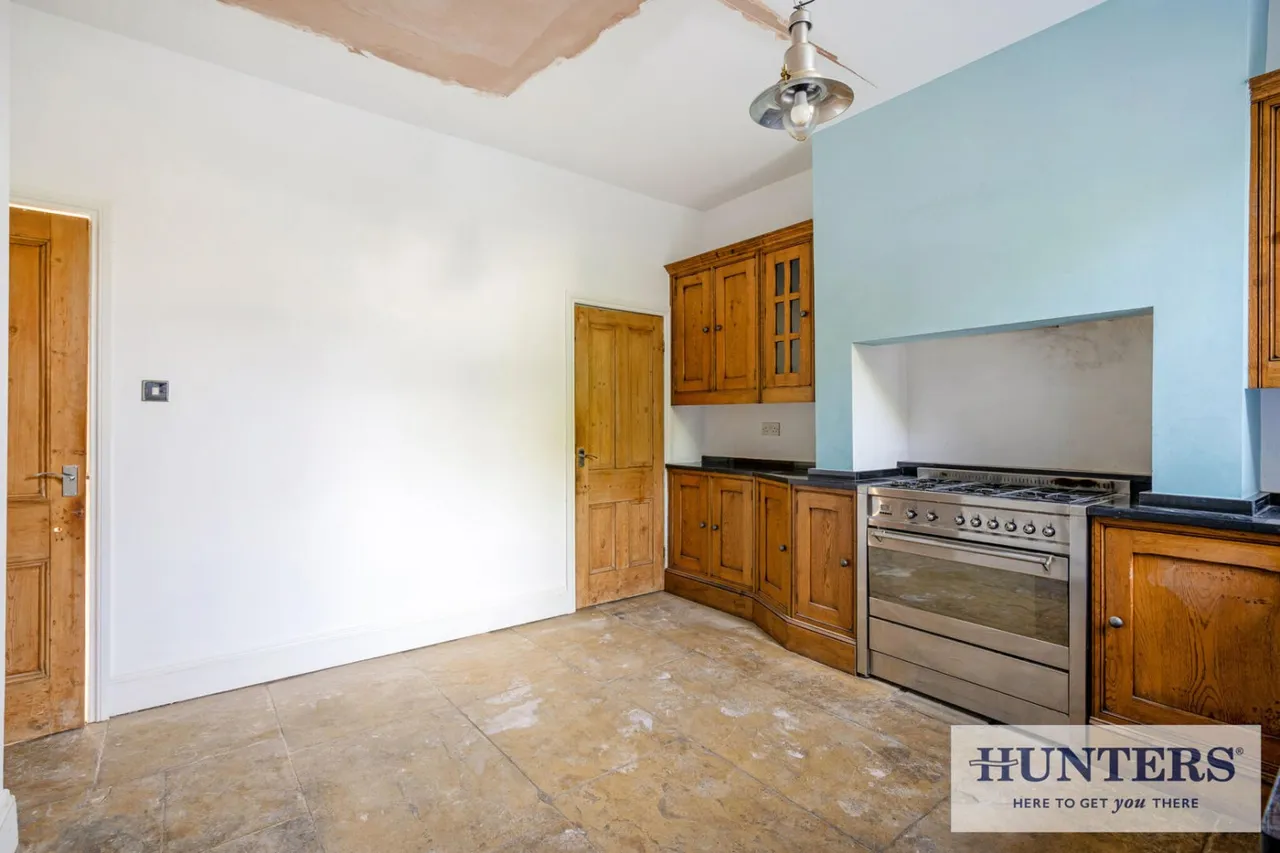 Otley Road, Guiseley, LS20, photo 5