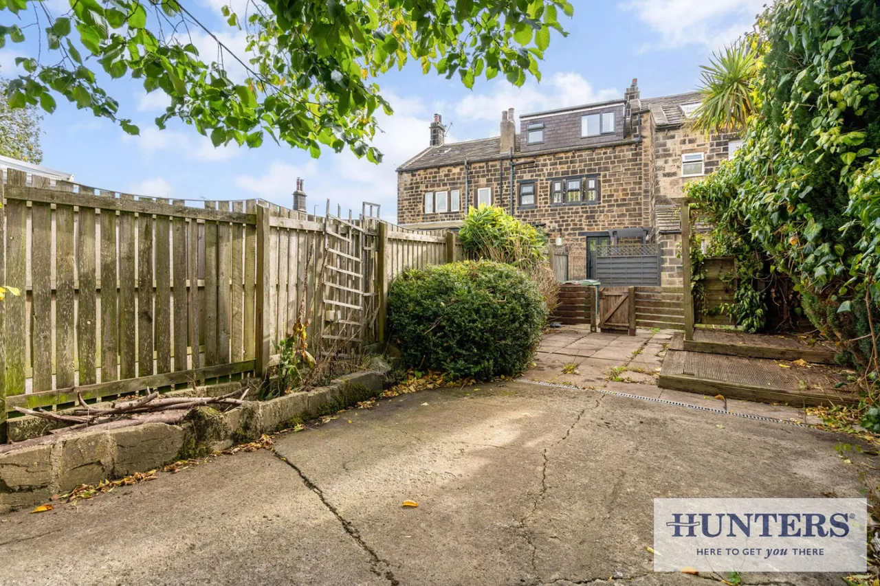 Otley Road, Guiseley, LS20, photo 15