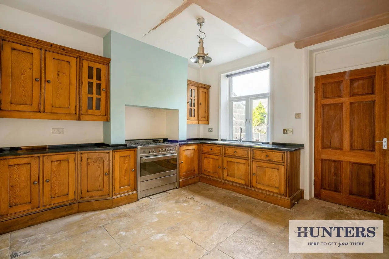 Otley Road, Guiseley, LS20, photo 4