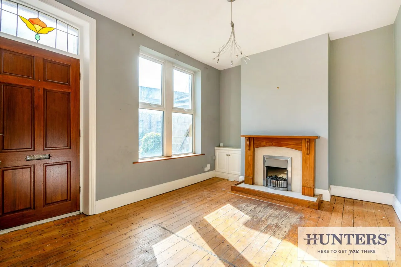 Otley Road, Guiseley, LS20, photo 2