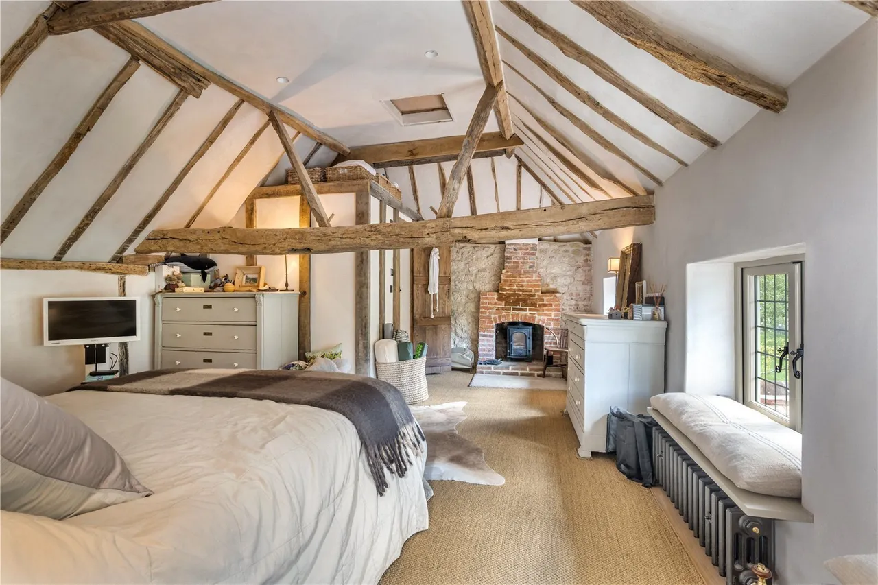 River Common, Petworth, GU28, photo 10