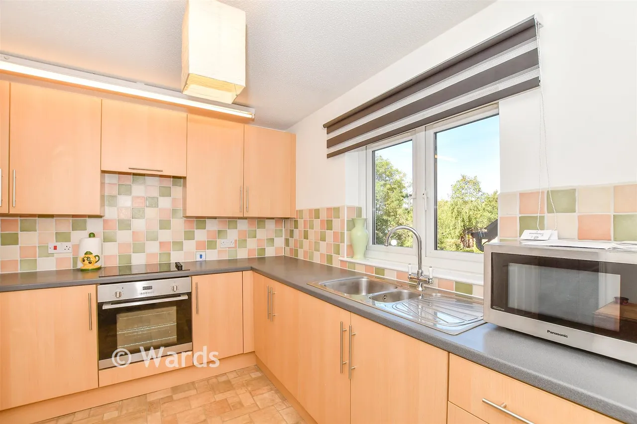 The Slade, Tonbridge, TN9, photo 6