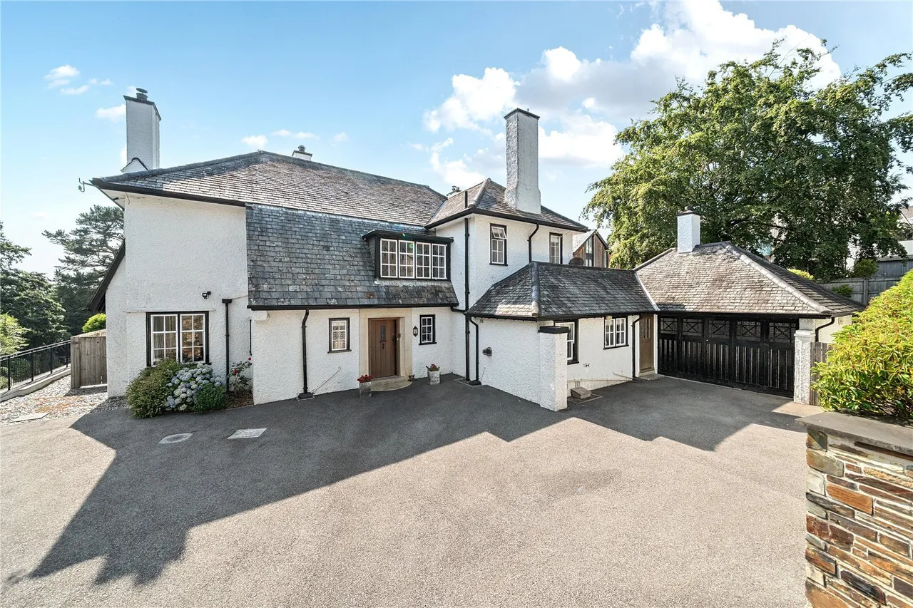 5 bed house for sale, Cornelius Drive, Truro, TR1