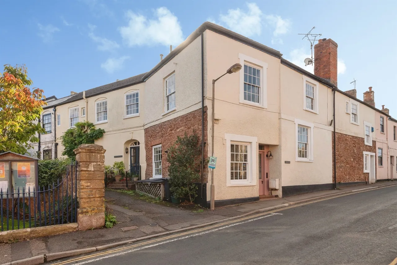 2 bed house for sale, Silver Street, Milverton, TA4