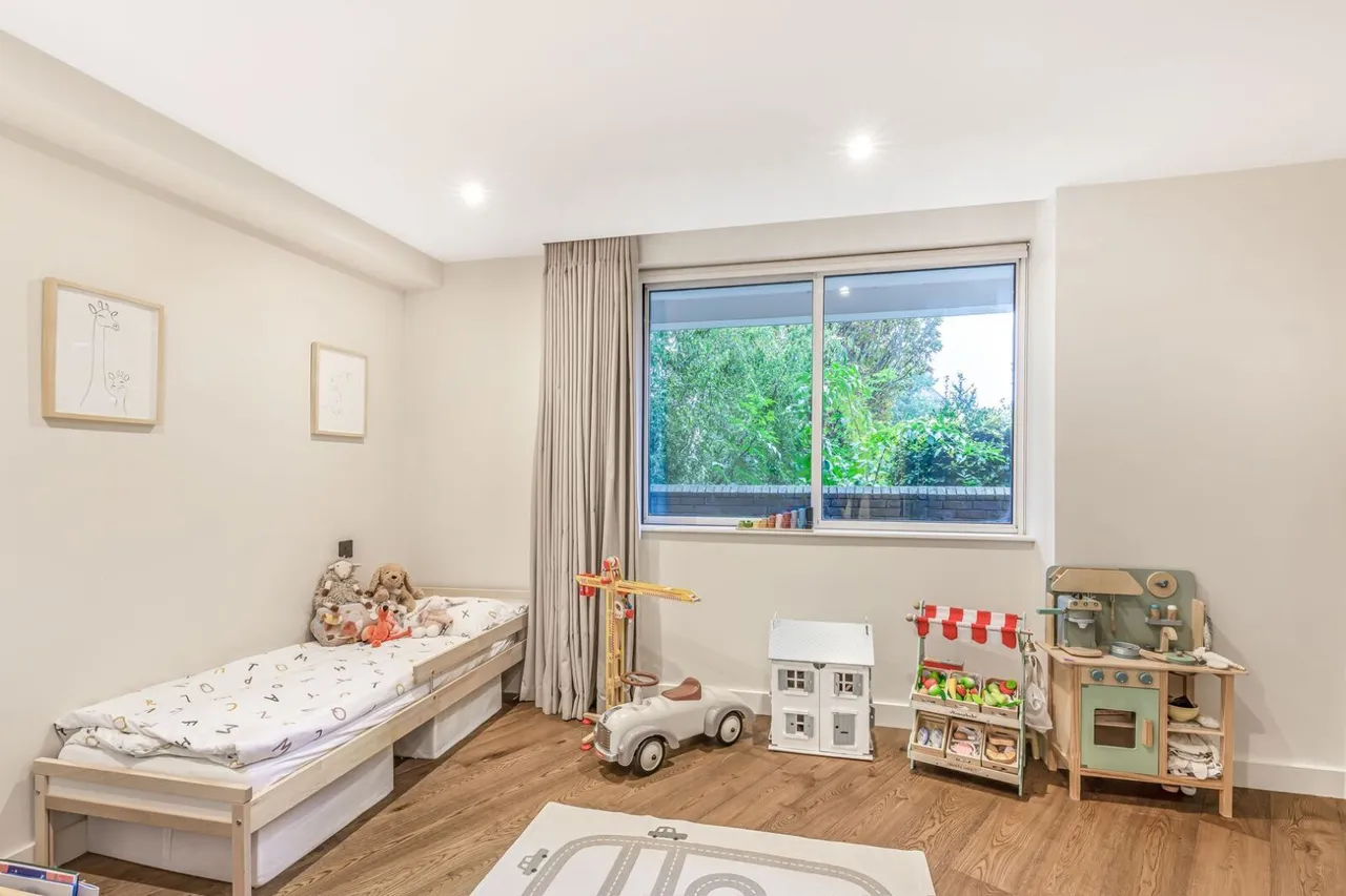 Stevenage Road, Fulham, SW6, photo 22