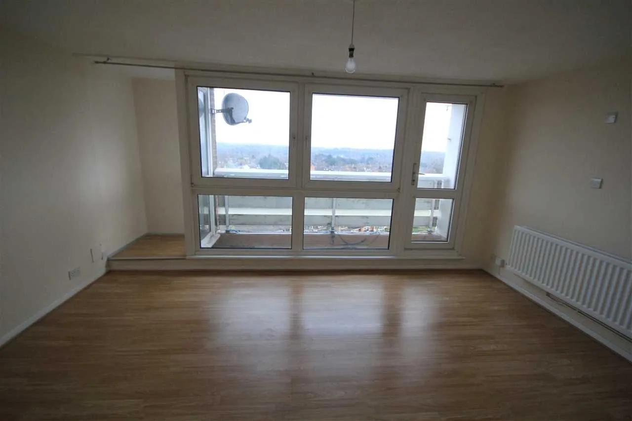 Munden View, Garsmouth Way, Watford, photo 4