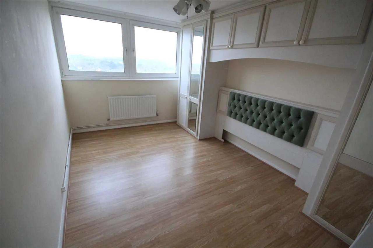 Munden View, Garsmouth Way, Watford, photo 5