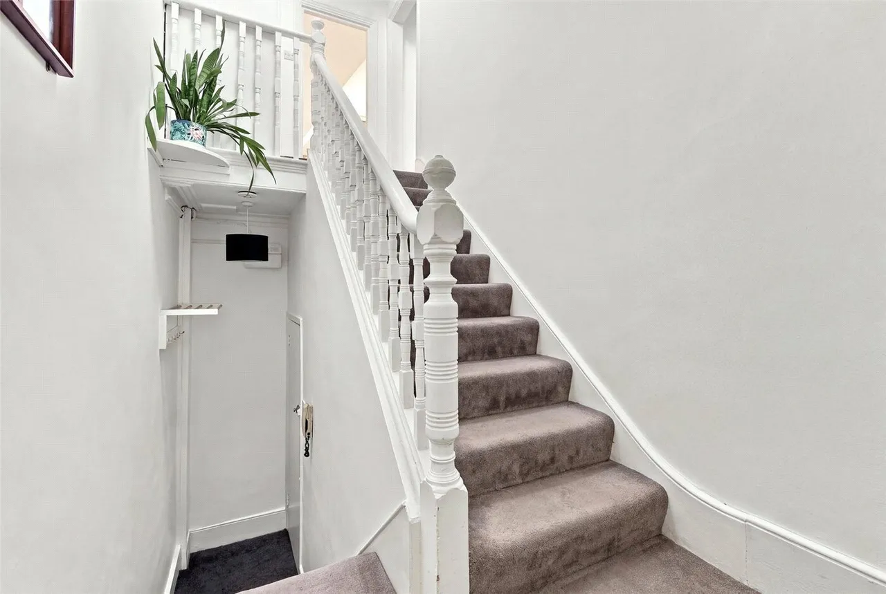 West Bank, London, N16, photo 17